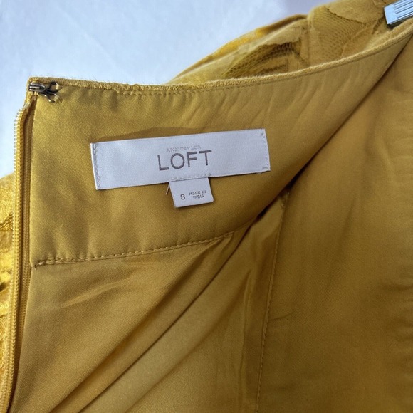 ANN TAYLOR LOFT Size 8 Mustard Yellow Lace Overlay Skirt. EUC - Picture 3 of 3